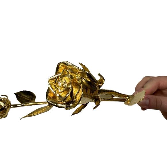 Gold Paint Dipped Roses Flowers Decor Valentines Day Pretty - Picture 5 of 6